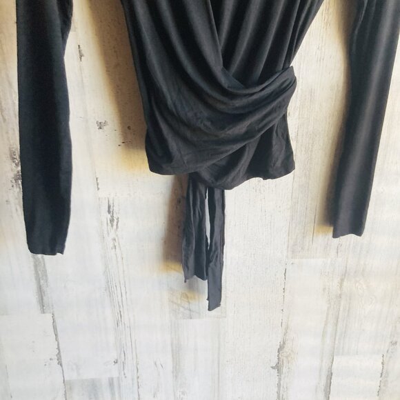 NWOT Three Dots Wrap Knit Top XS Black Tee Long Sleeve Sash Belted Jersey Knit - Picture 3 of 9